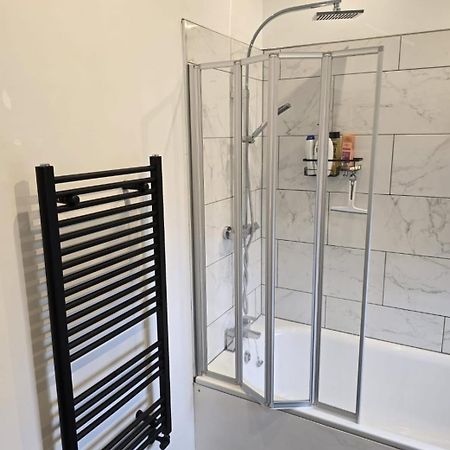 Salisbury Silver Villa Сътън он Сий Екстериор снимка